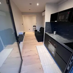 Studio Rez De Jardin Appartement
